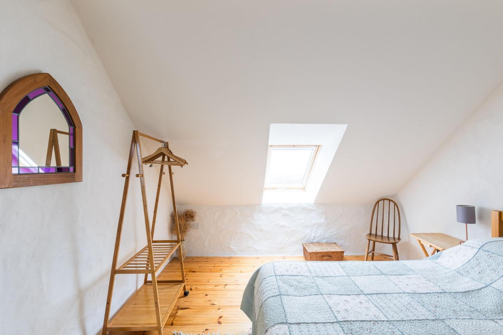The Workshop- Eco Cottage By The Coastal Path Goodwick Exteriér fotografie