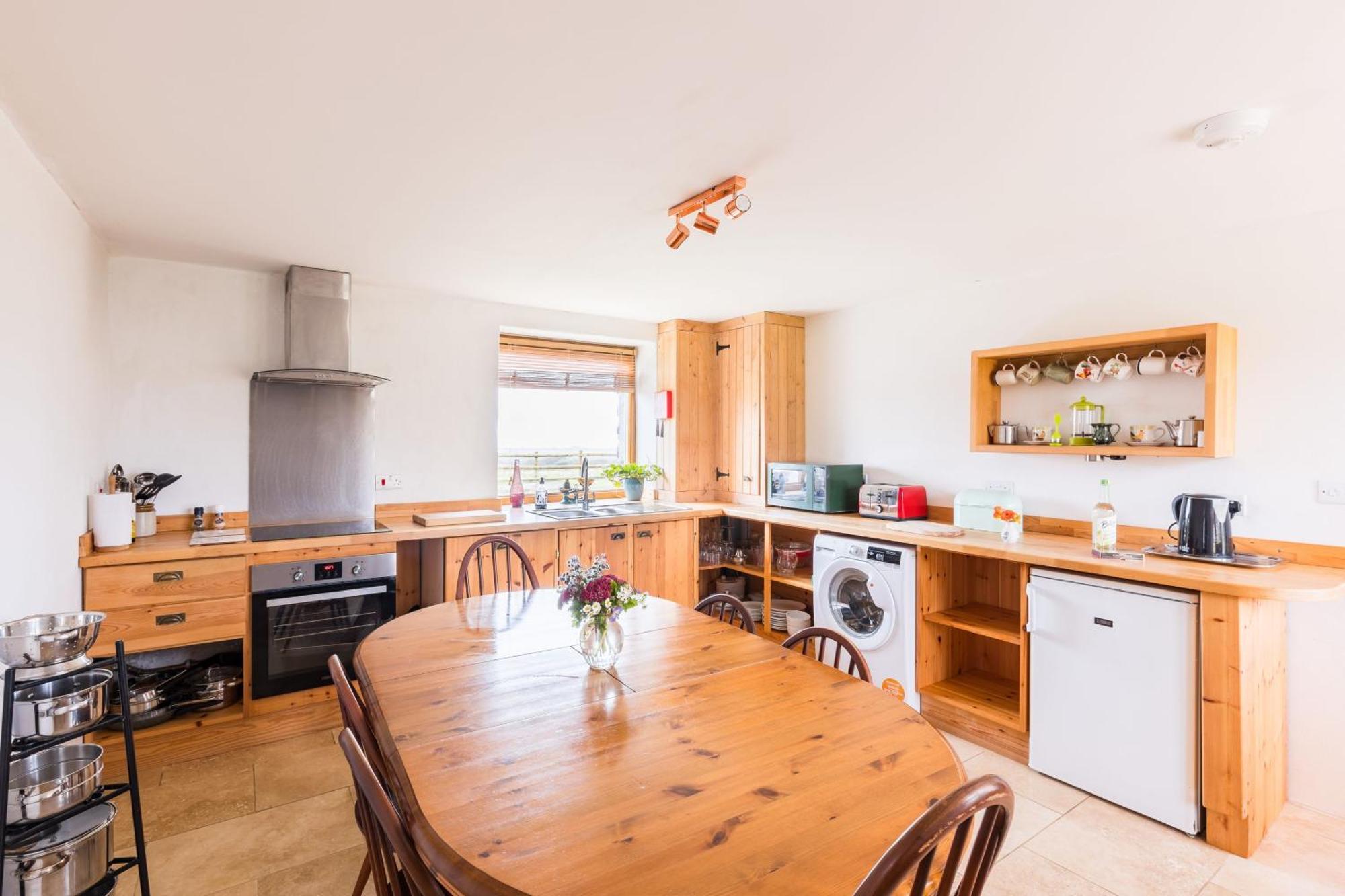 The Workshop- Eco Cottage By The Coastal Path Goodwick Exteriér fotografie
